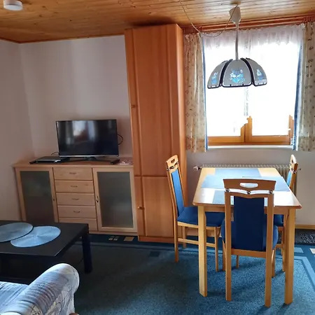Grosshof Appartement Lenzkirch Buitenkant foto